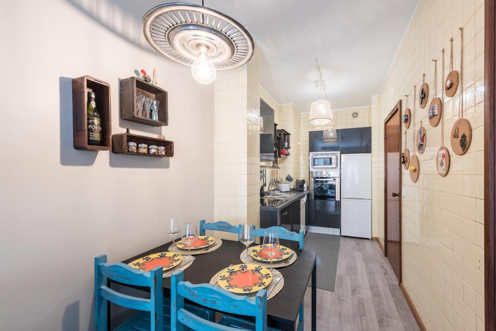 Woodwork Apartment Порту Экстерьер фото